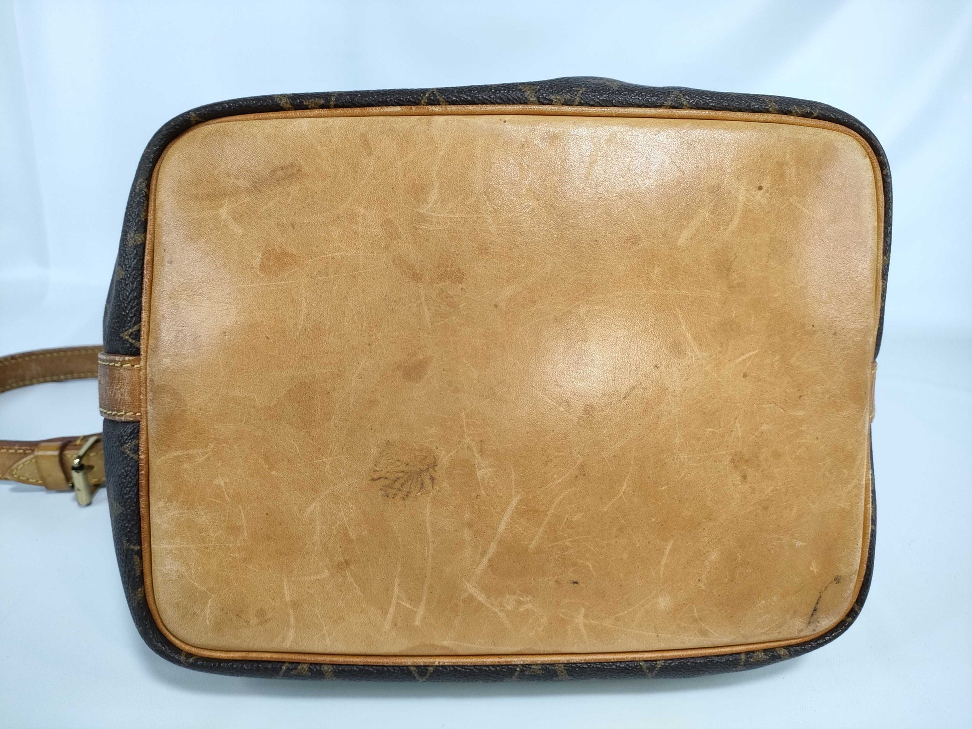 LOUIS VUITTON [Serial Number] RFID Unverifiable AR0937 Monogram M42224 Noe Shoulder Bag