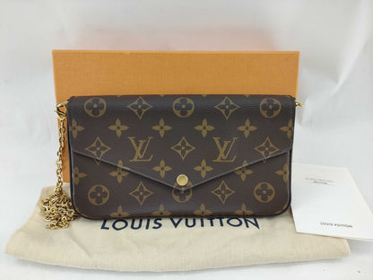 LOUIS VUITTON CA4220 Monogram Pochette Felicie Shoulder Bag