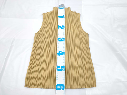 ISSEY MIYAKE Pleats Please patterned tank top
