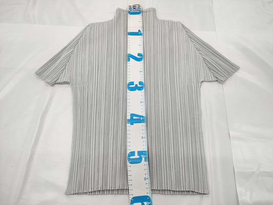 ISSEY MIYAKE Pleats Please Gray Short Sleeve Top