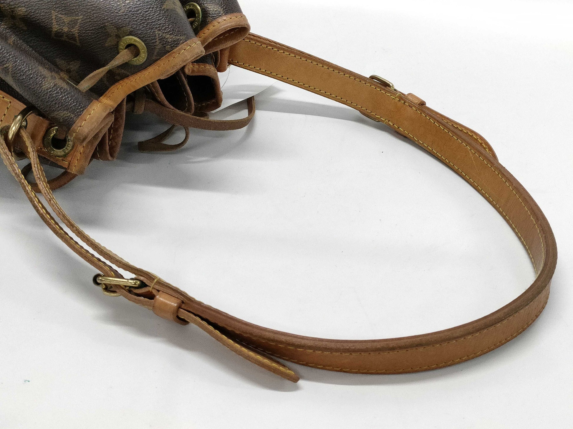 LOUIS VUITTON Monogram M42224 Noe Shoulder Bag