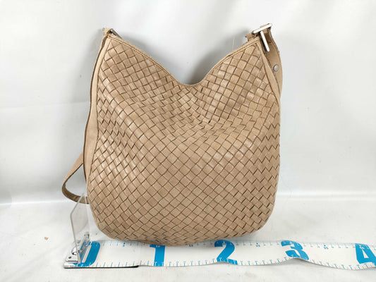 BOTTEGA VENETA Intrecciato One-Shoulder Shoulder Bag