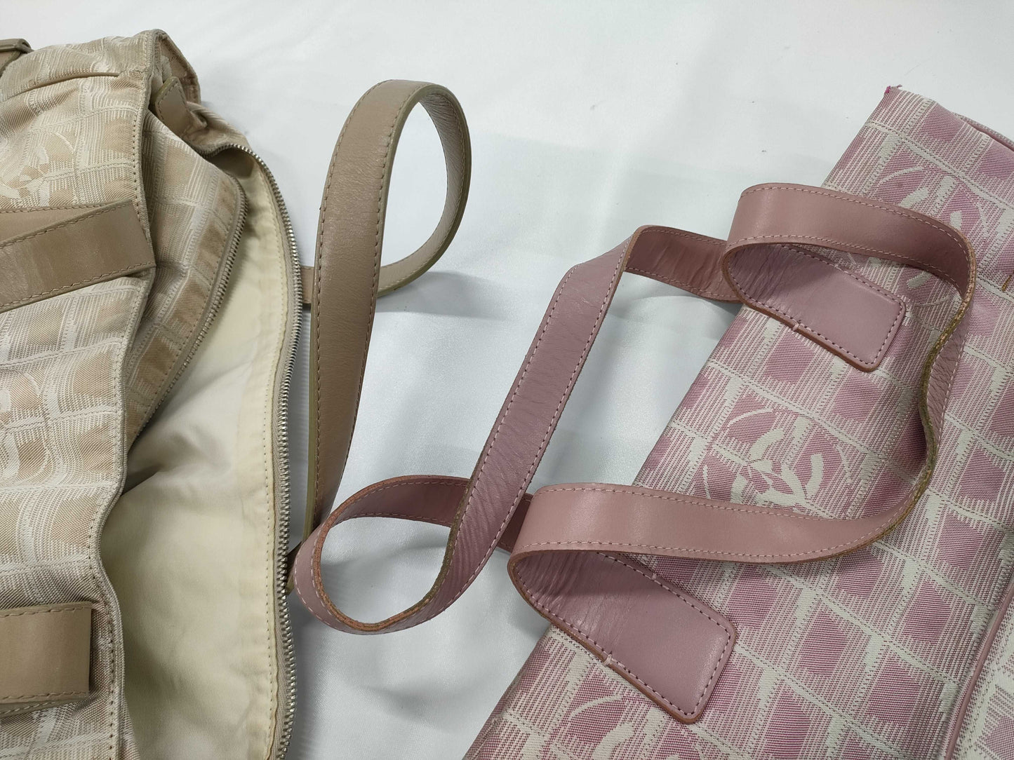CHANEL New Travel 3-Piece Set Tote Bag