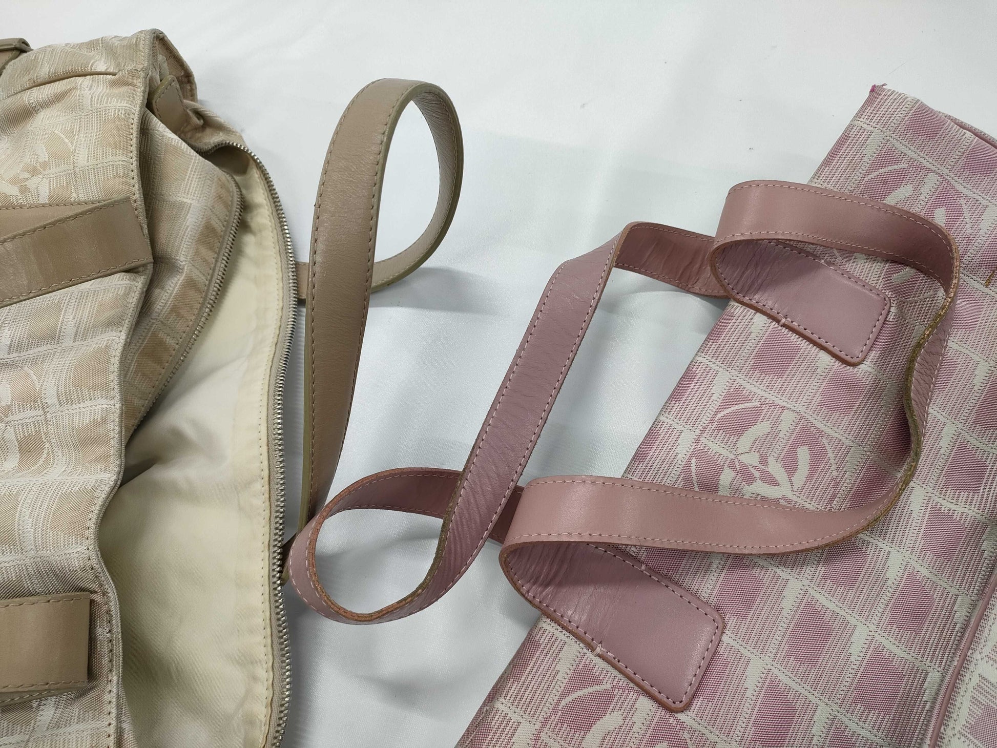 CHANEL New Travel 3-Piece Set Tote Bag