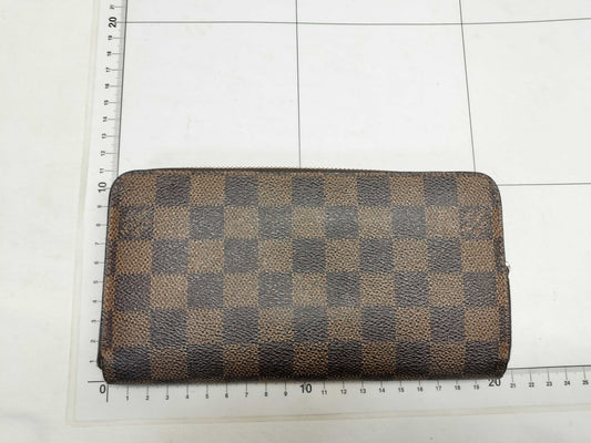 LOUIS VUITTON SD1131 Damier Zippy Wallet