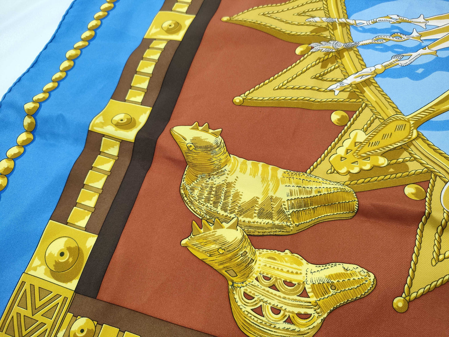 HERMES Carre 90 Cuillers Dafrique African Spoon Scarf
