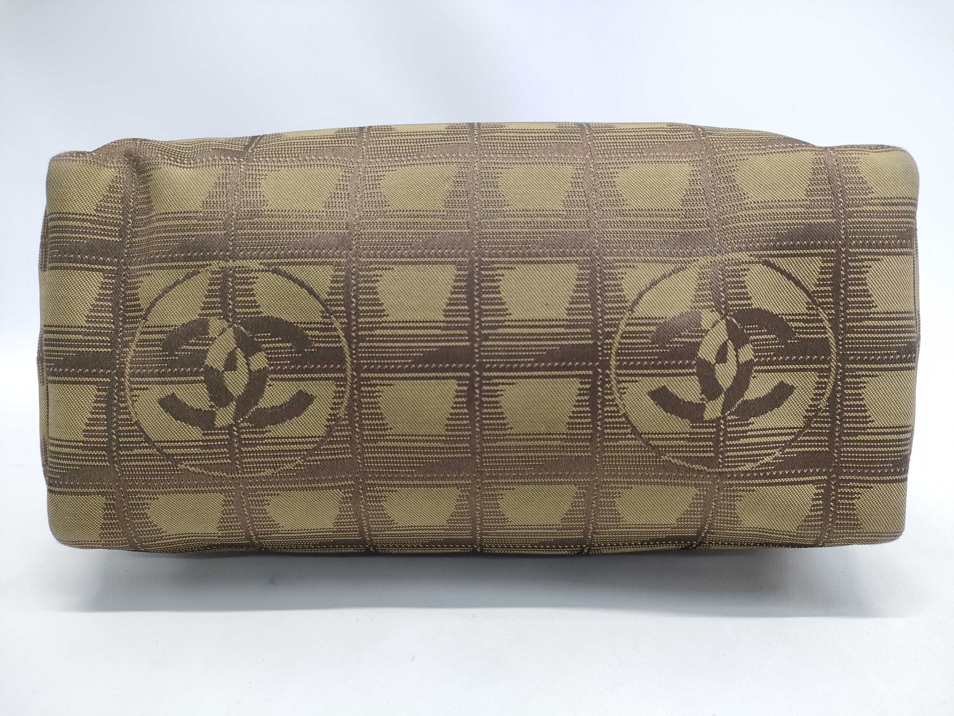 CHANEL New Travel Shoulder Bag with Boutique Seal