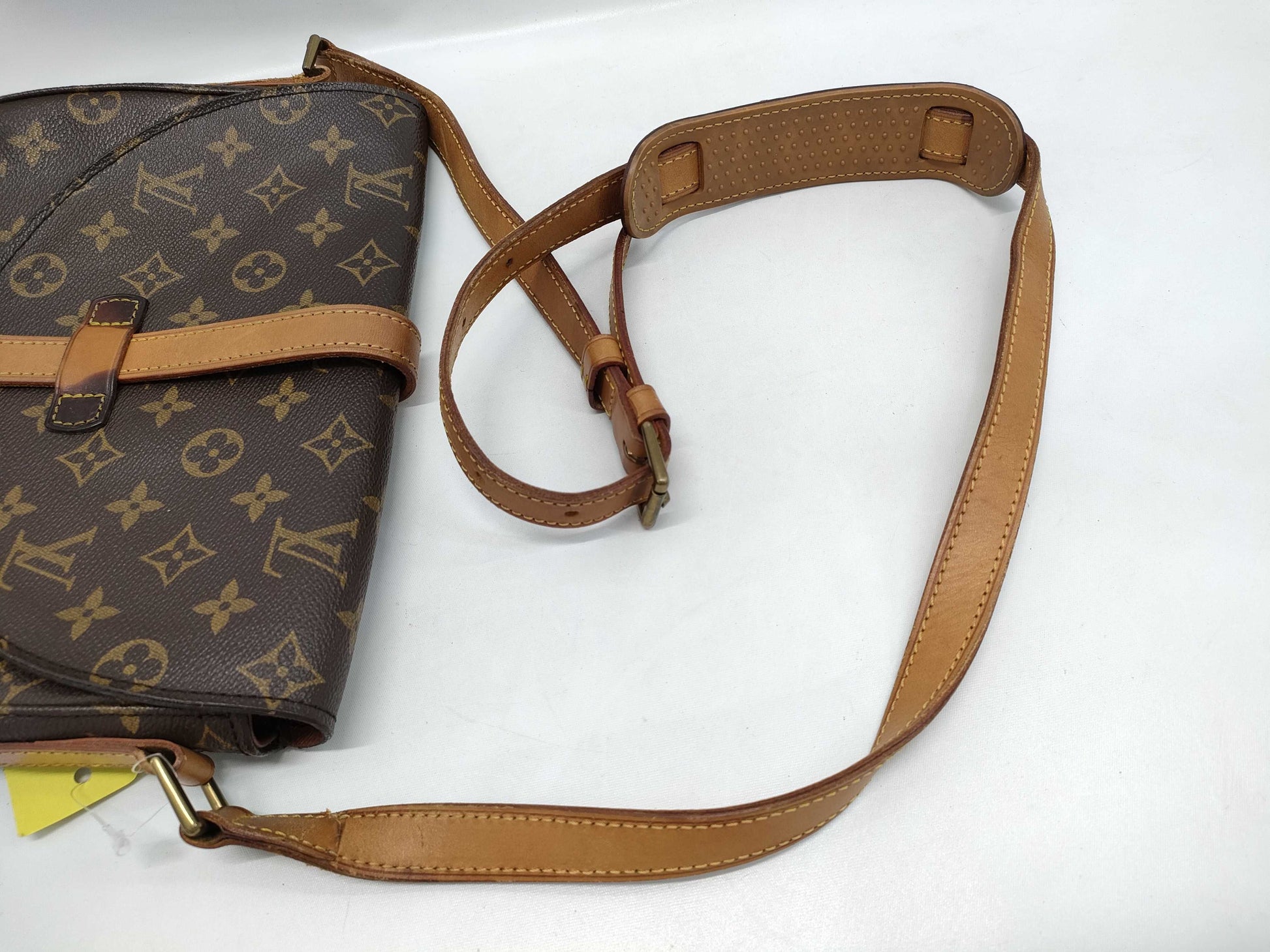 LOUIS VUITTON Monogram M40646 Chantilly PM Shoulder Bag with peeling interior pocket