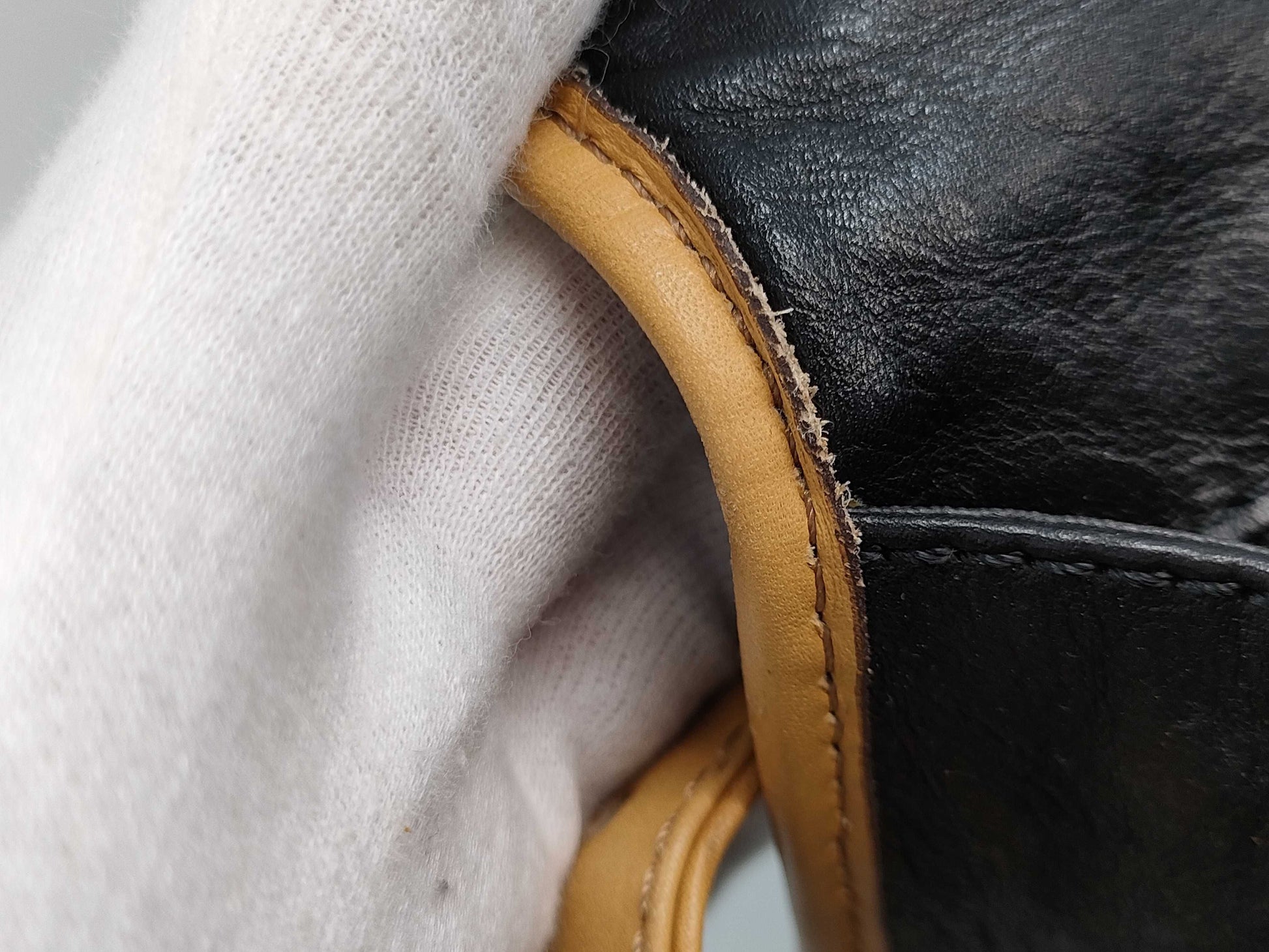 CELINE Leather Shoulder Bag