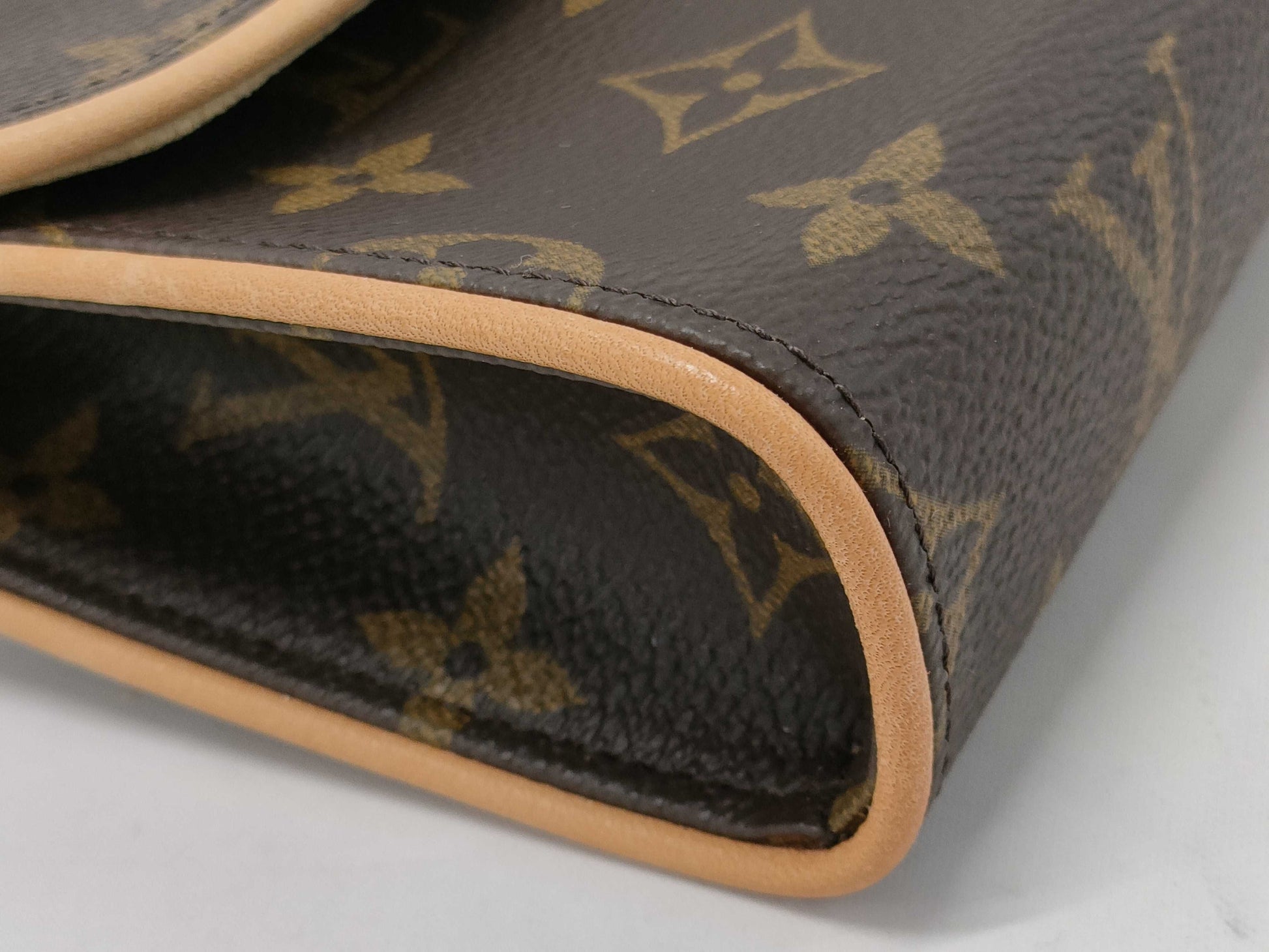 LOUIS VUITTON FL0032 Monogram Pochette Florentine Shoulder Bag