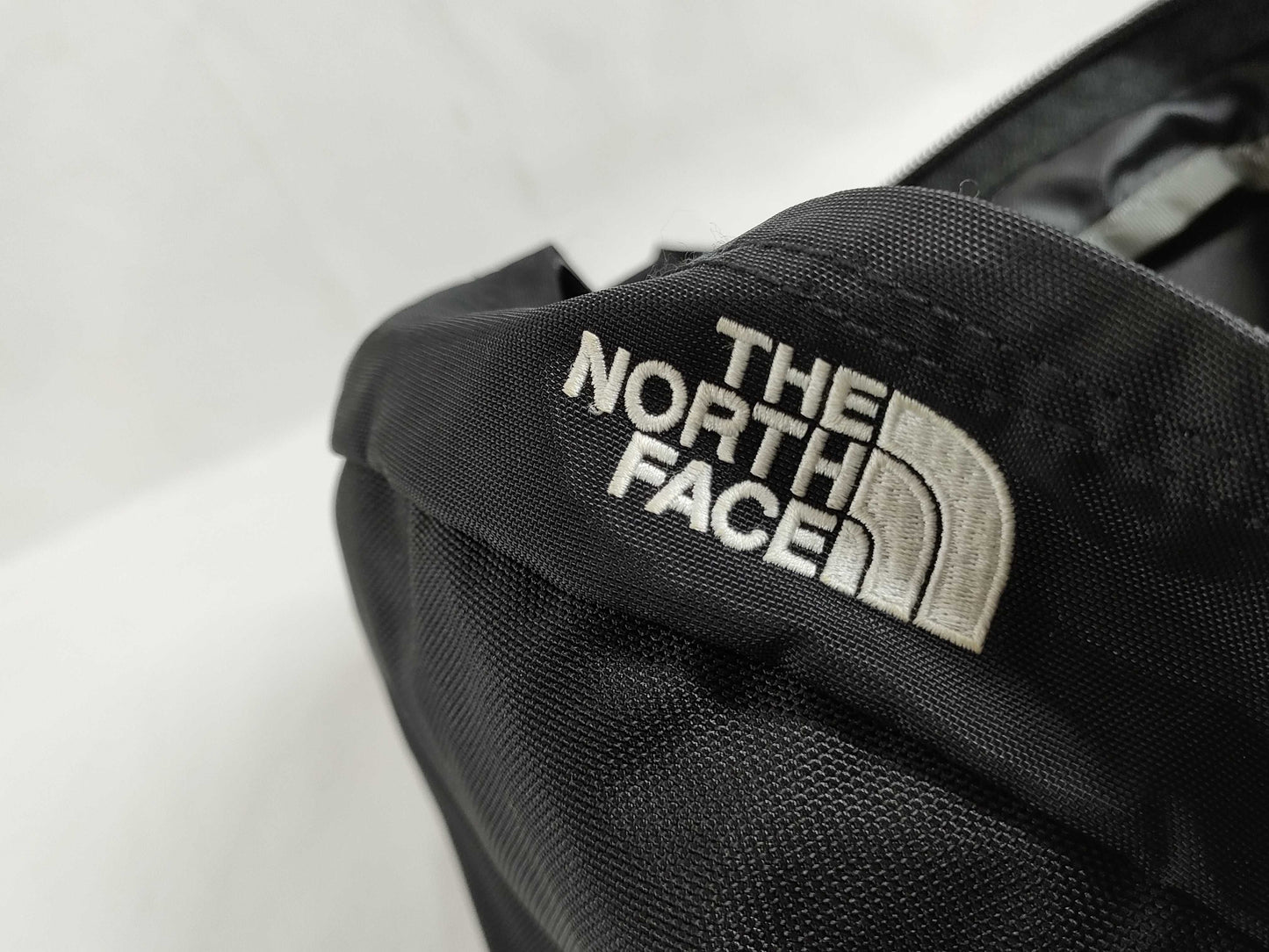 THE NORTH FACE North Face Body Bag Shoulder Bag