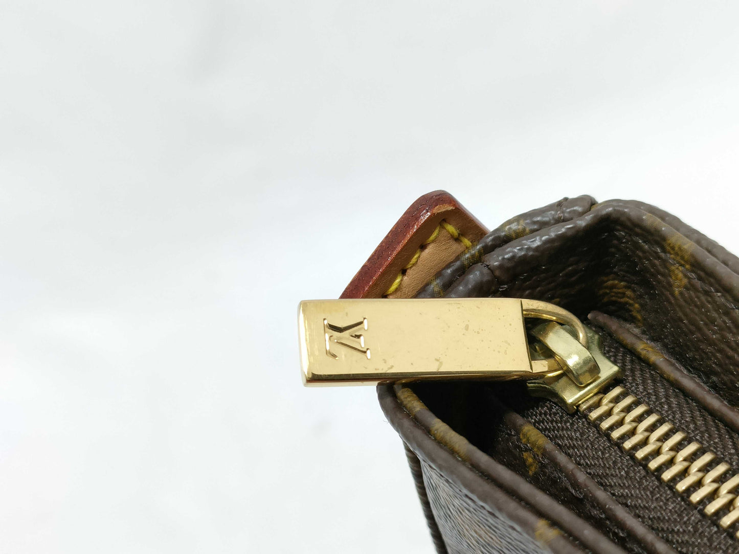 LOUIS VUITTON Monogram M51146 Looping MM Shoulder Bag