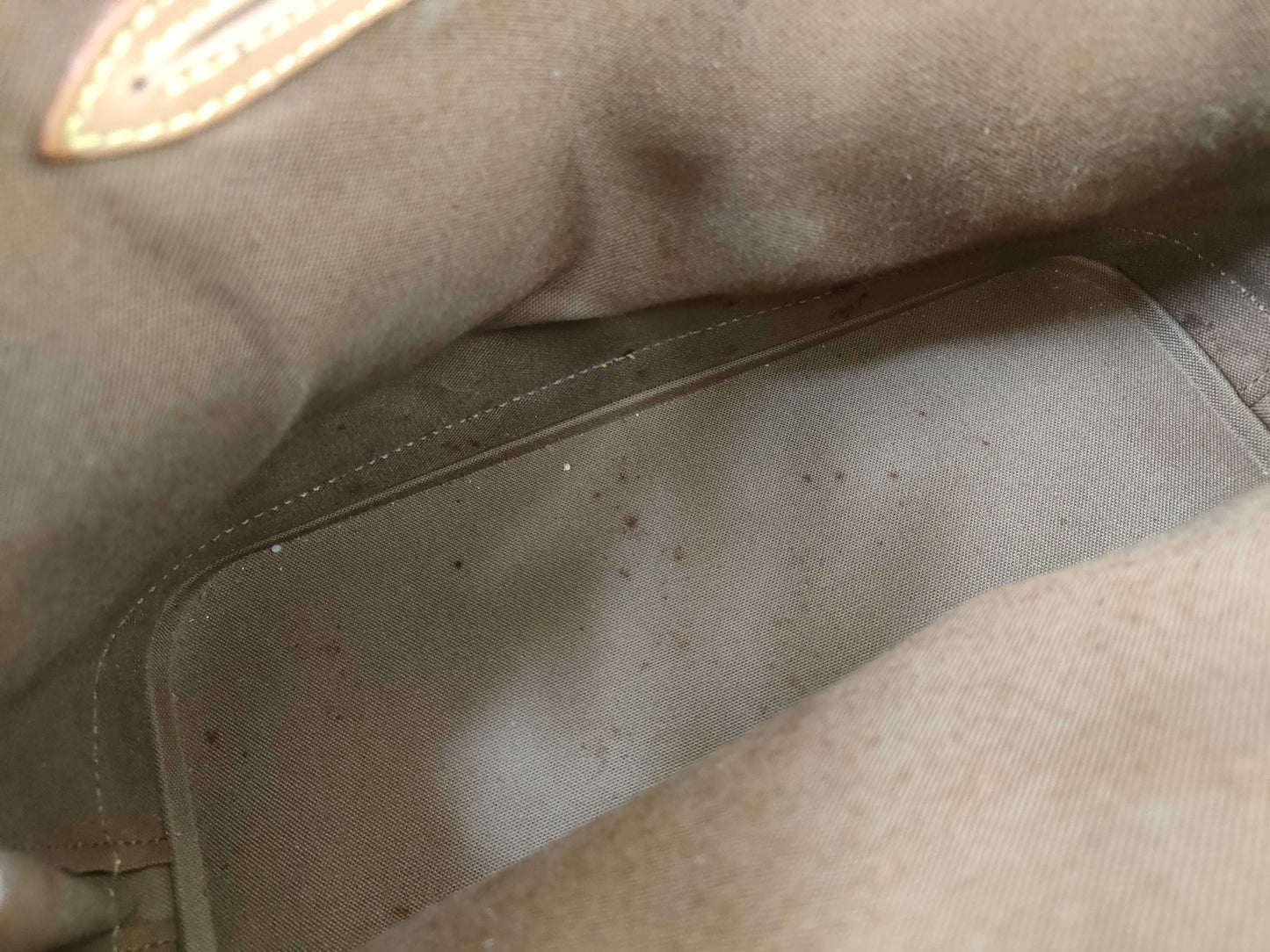 LOUIS VUITTON Monogram Alma Handbag