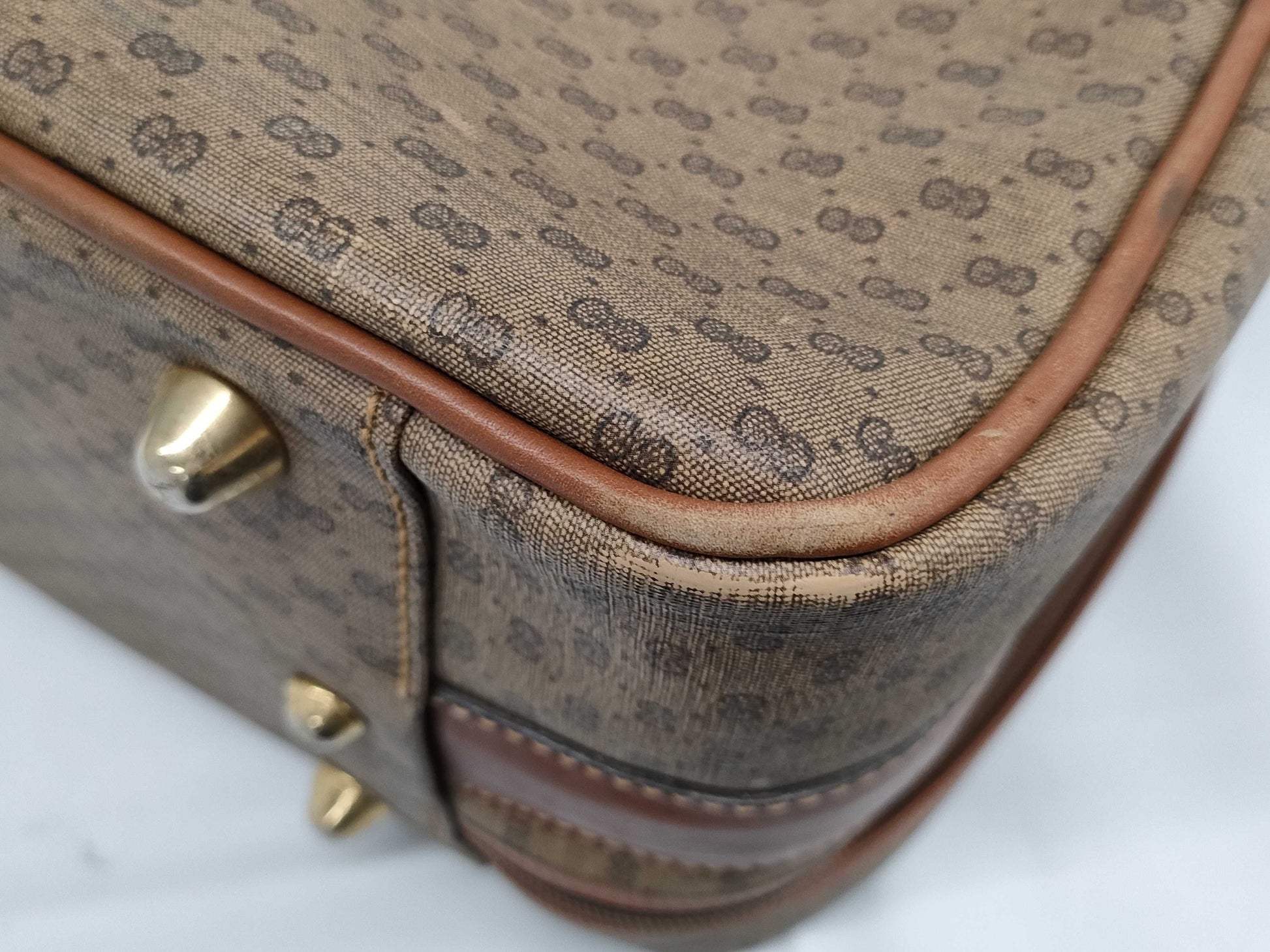 GUCCI Old GG Trunk Case 010.39.4908.60 Handbag