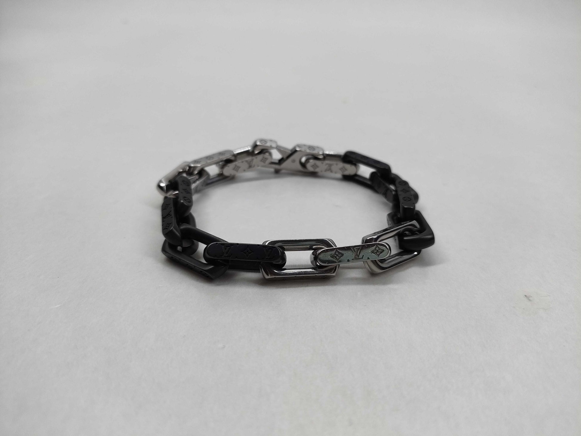 LOUIS VUITTON LE1212 Monogram M00686 Bracelet Bracelet/Bangle