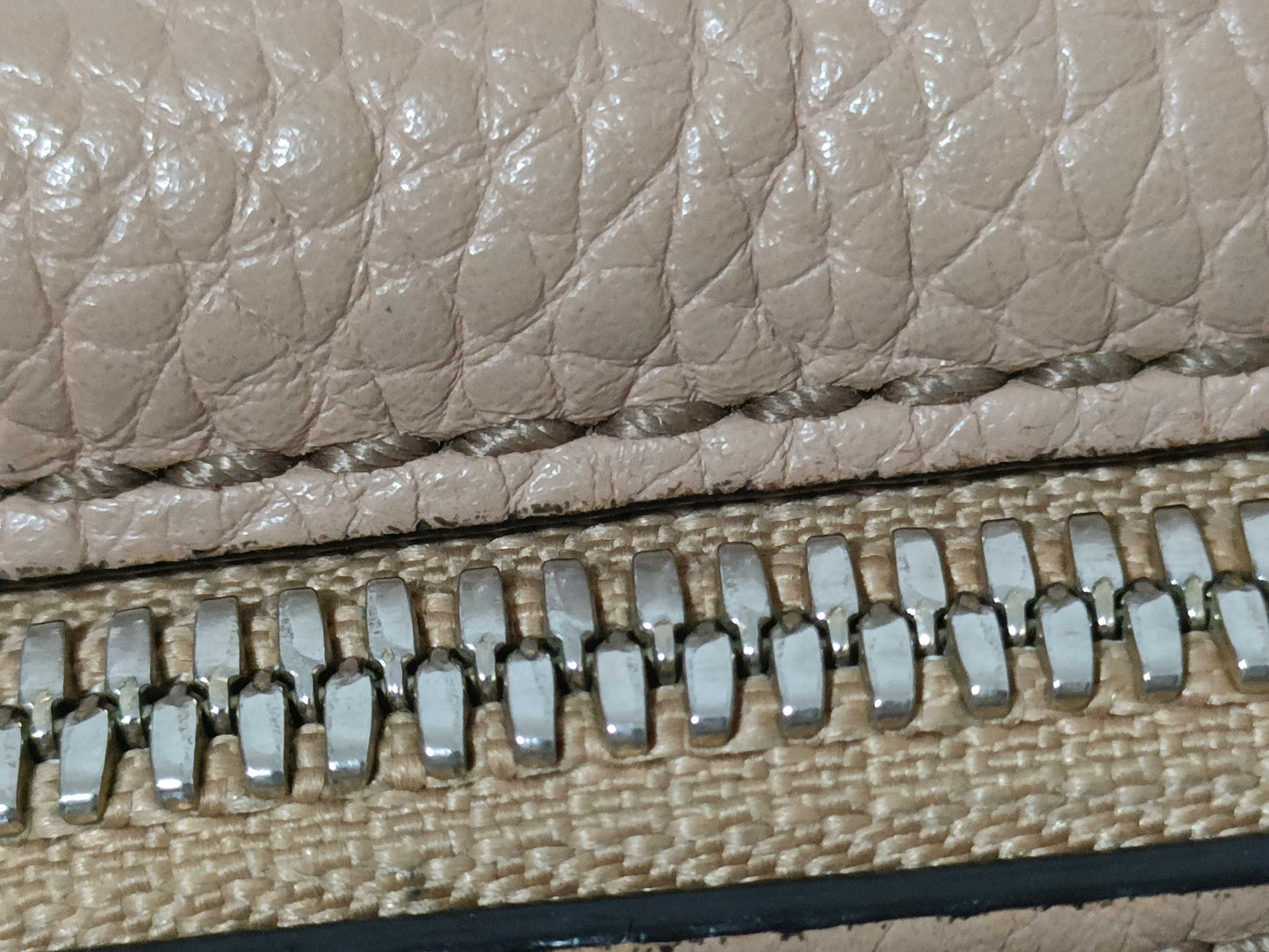 GUCCI Soho Beige Leather Shoulder Bag