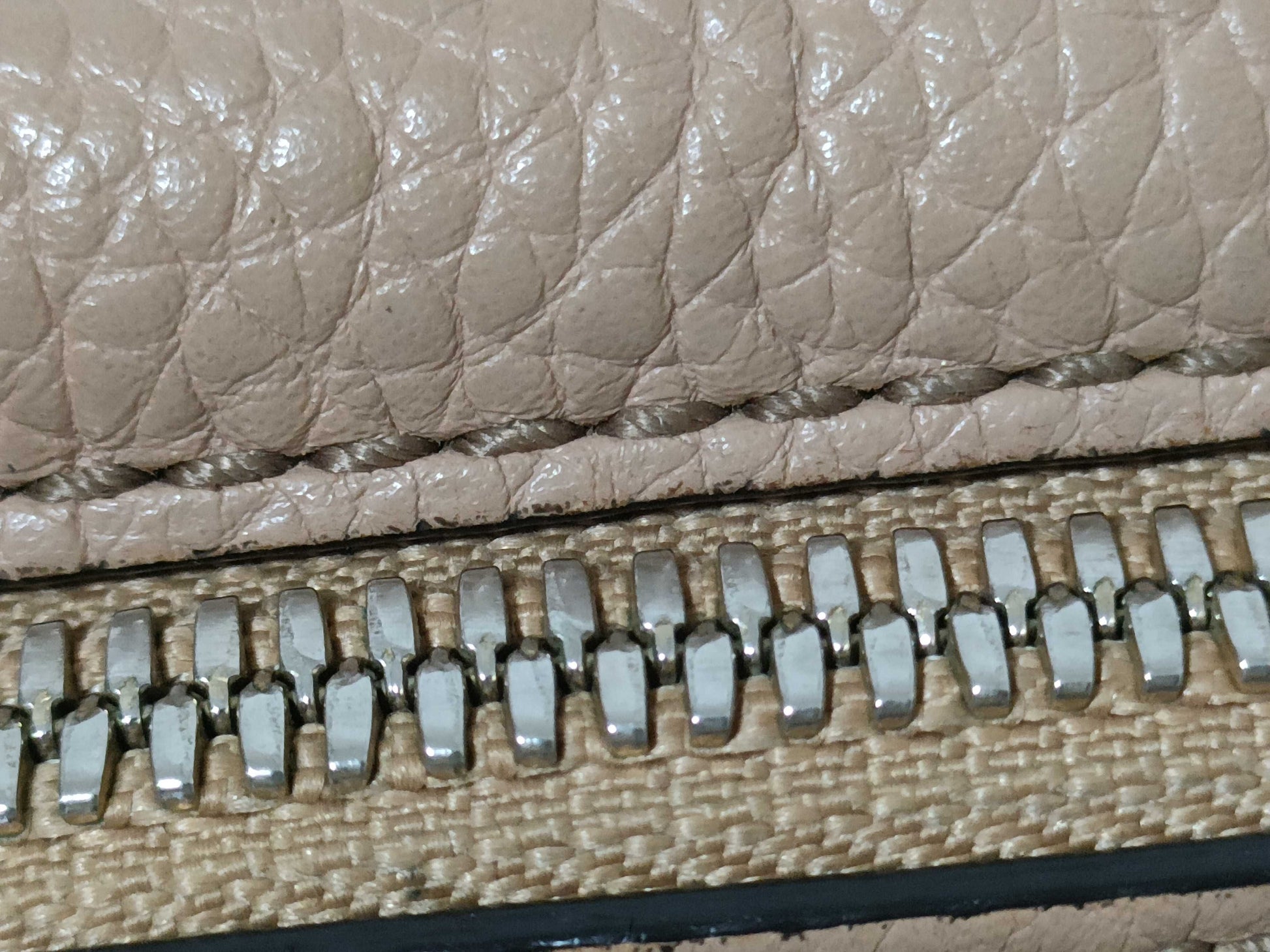 GUCCI Soho Beige Leather Shoulder Bag