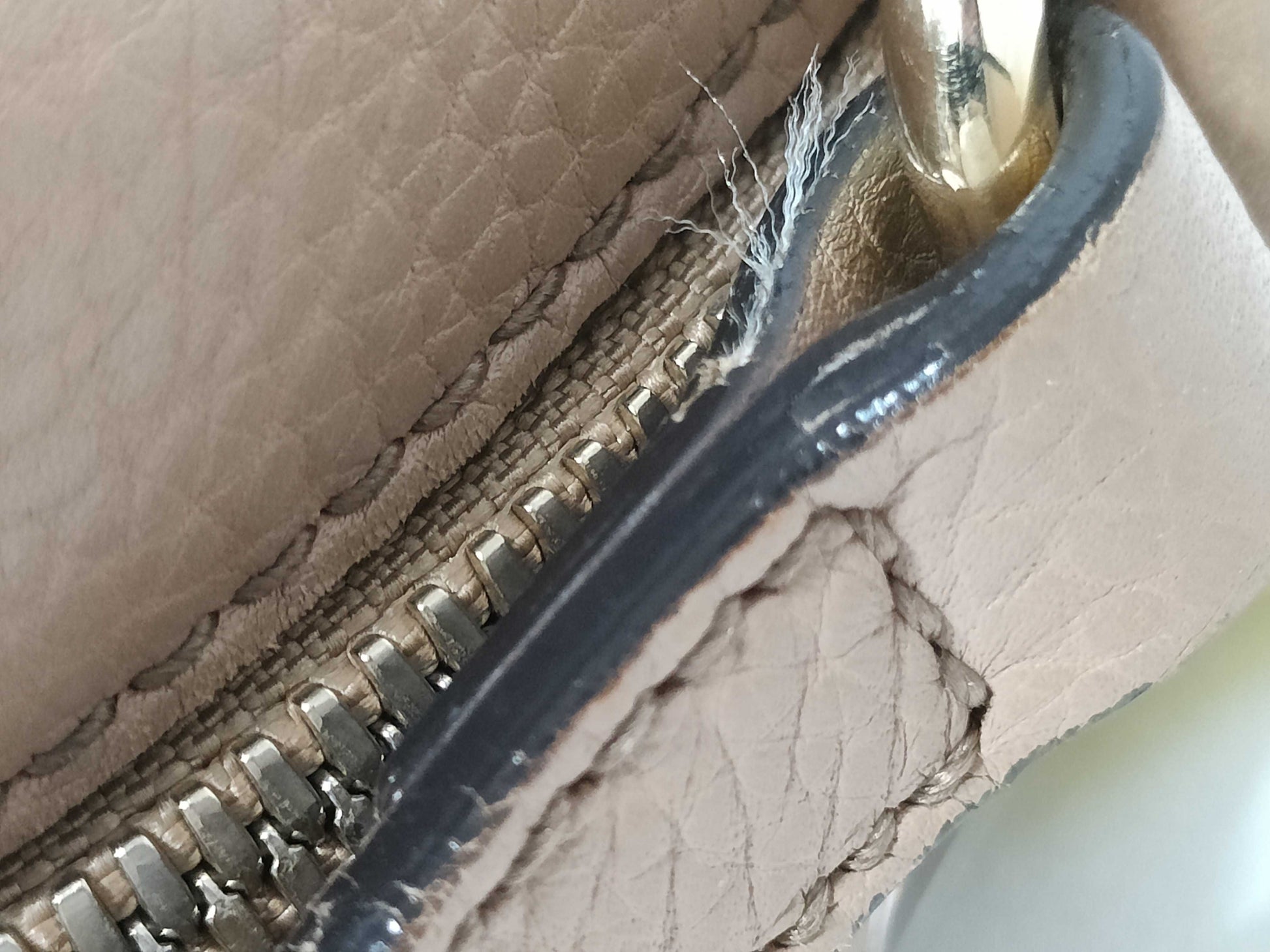 GUCCI Soho Beige Leather Shoulder Bag
