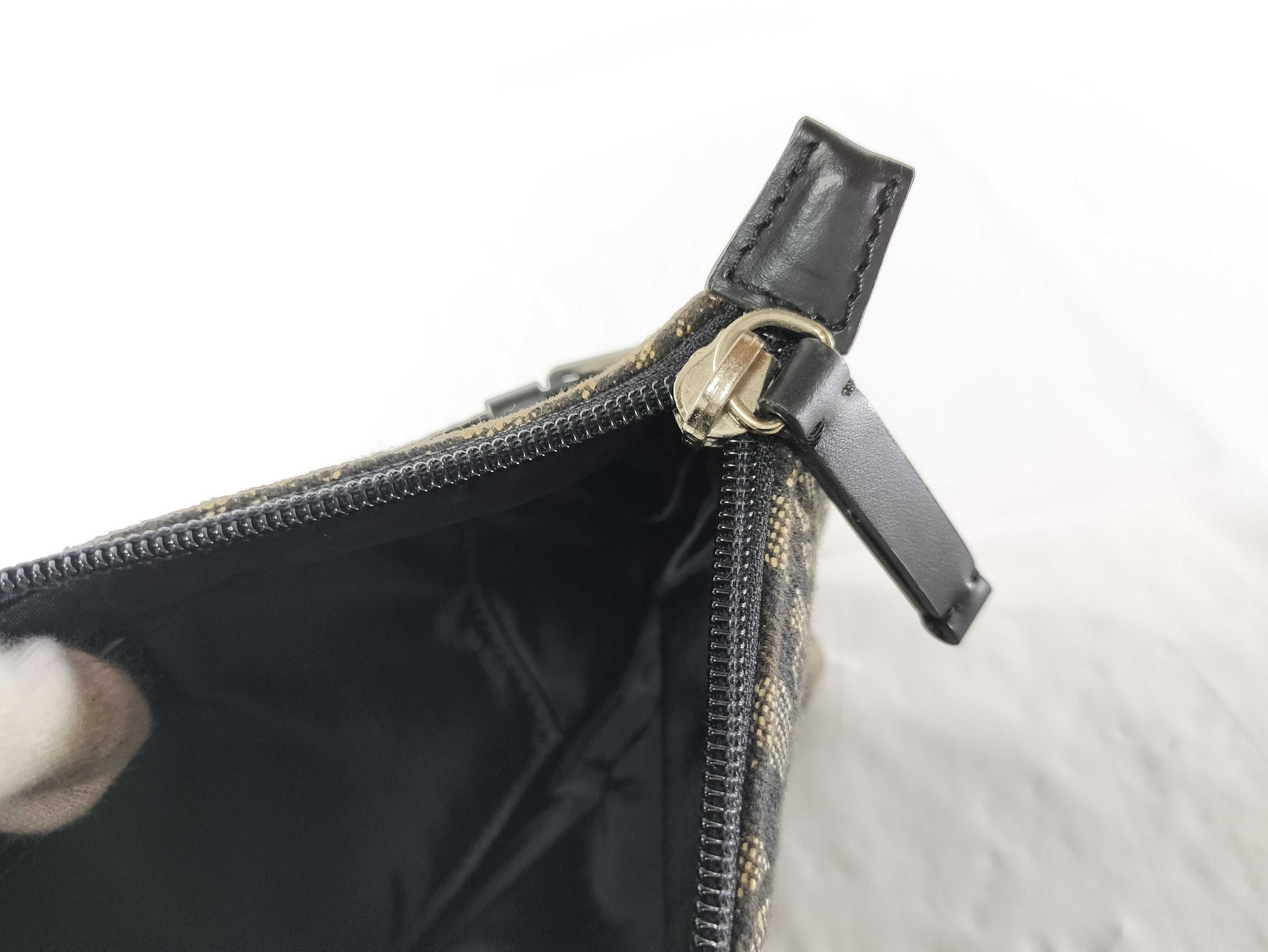 Dior Trotter One-Shoulder Pouch