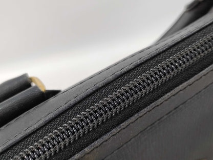 HUNTING WORLD Leather Handbag Black Handbag