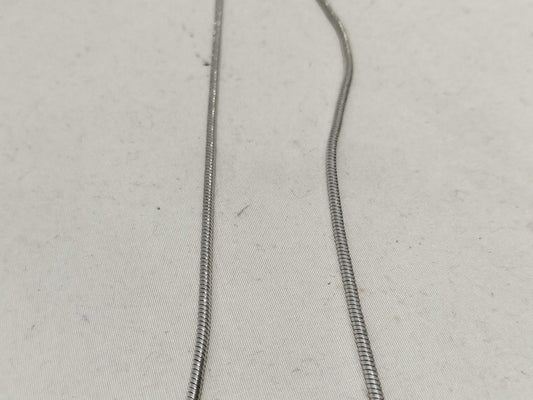 Dior D logo necklace