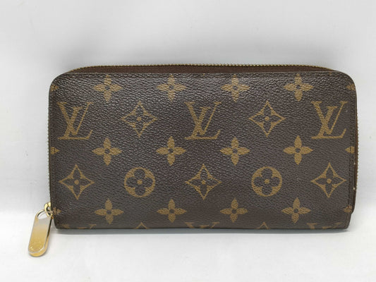 LOUIS VUITTON Monogram Zippy Wallet