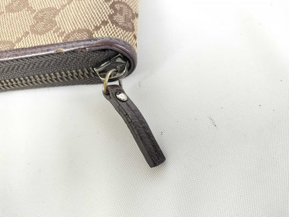 GUCCI GG Canvas Round Long Wallet