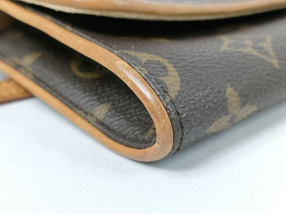 LOUIS VUITTON FL0031 Monogram M51852 Pochette Twin GM Shoulder Bag