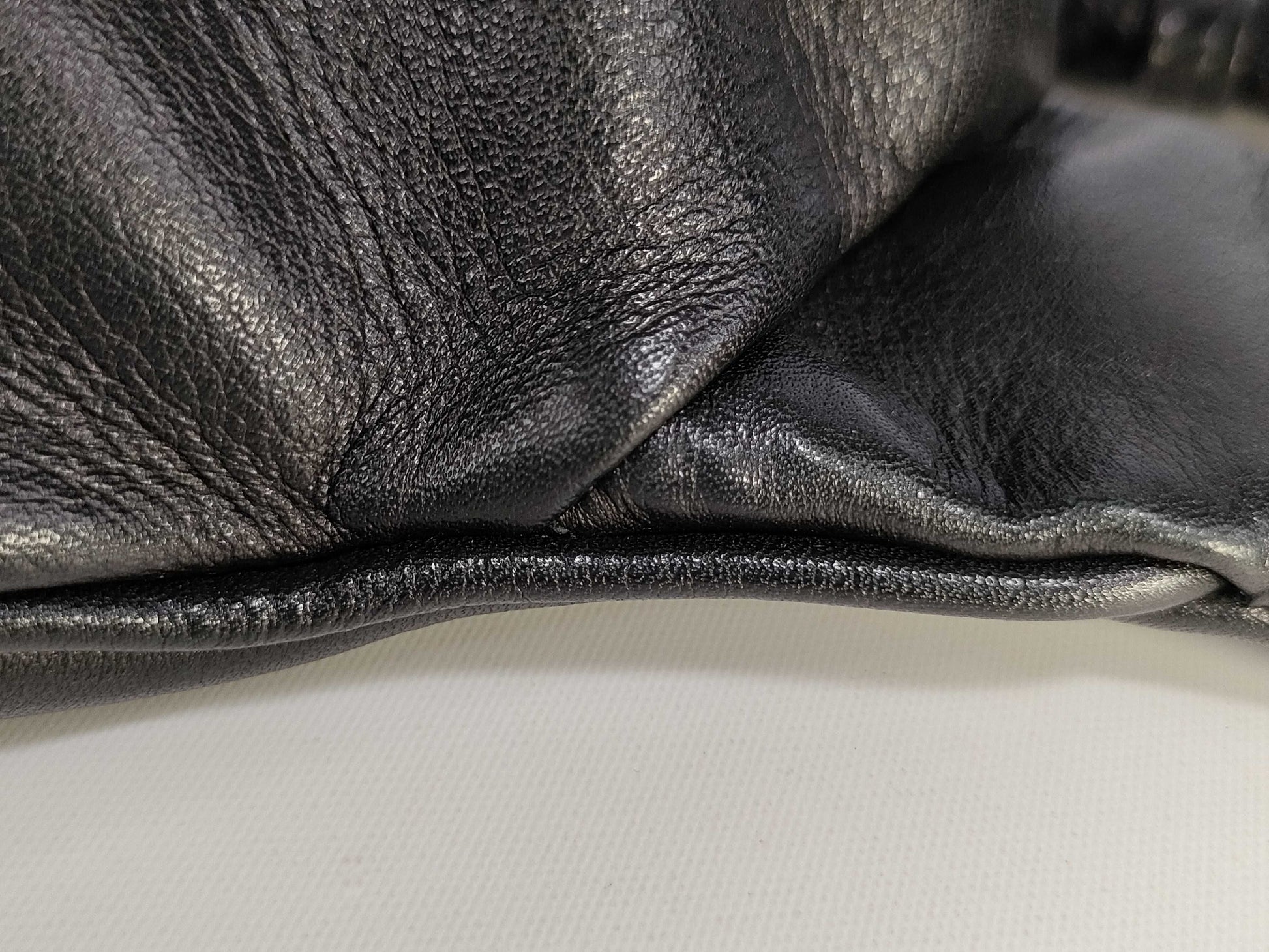 SAINT LAURENT Saint Laurent Paris Leather Body Bag Black Waist Bag