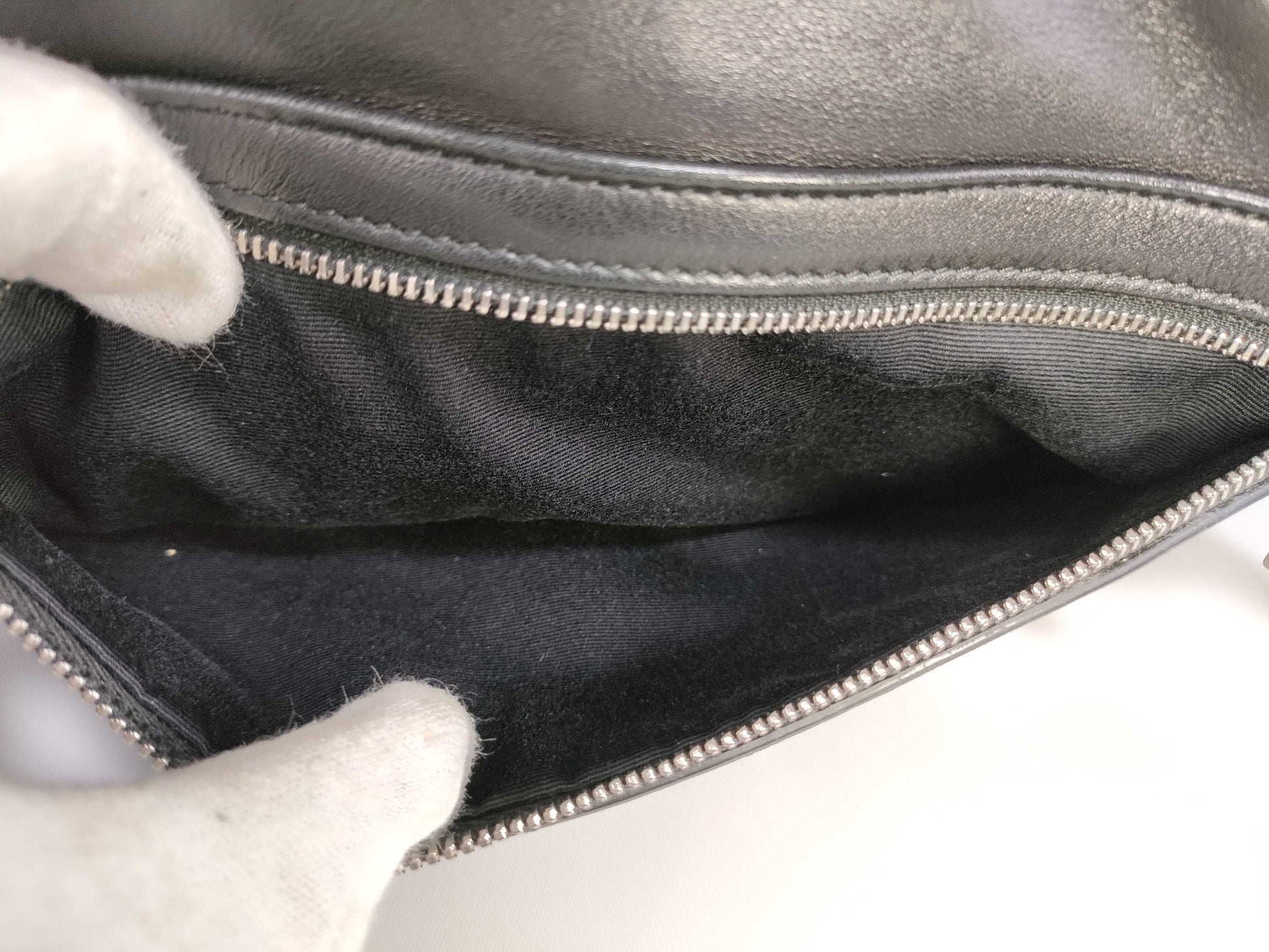 SAINT LAURENT Saint Laurent Paris Leather Body Bag Black Waist Bag