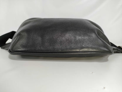 SAINT LAURENT Saint Laurent Paris Leather Body Bag Black Waist Bag