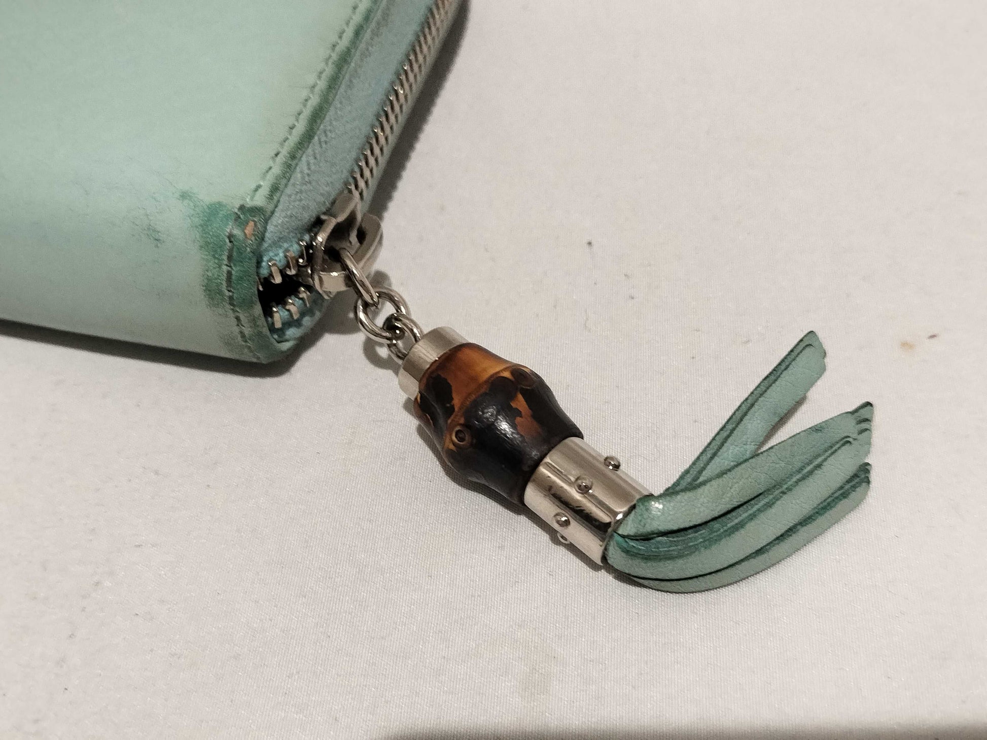 GUCCI Bamboo Tassel Round Zip Wallet
