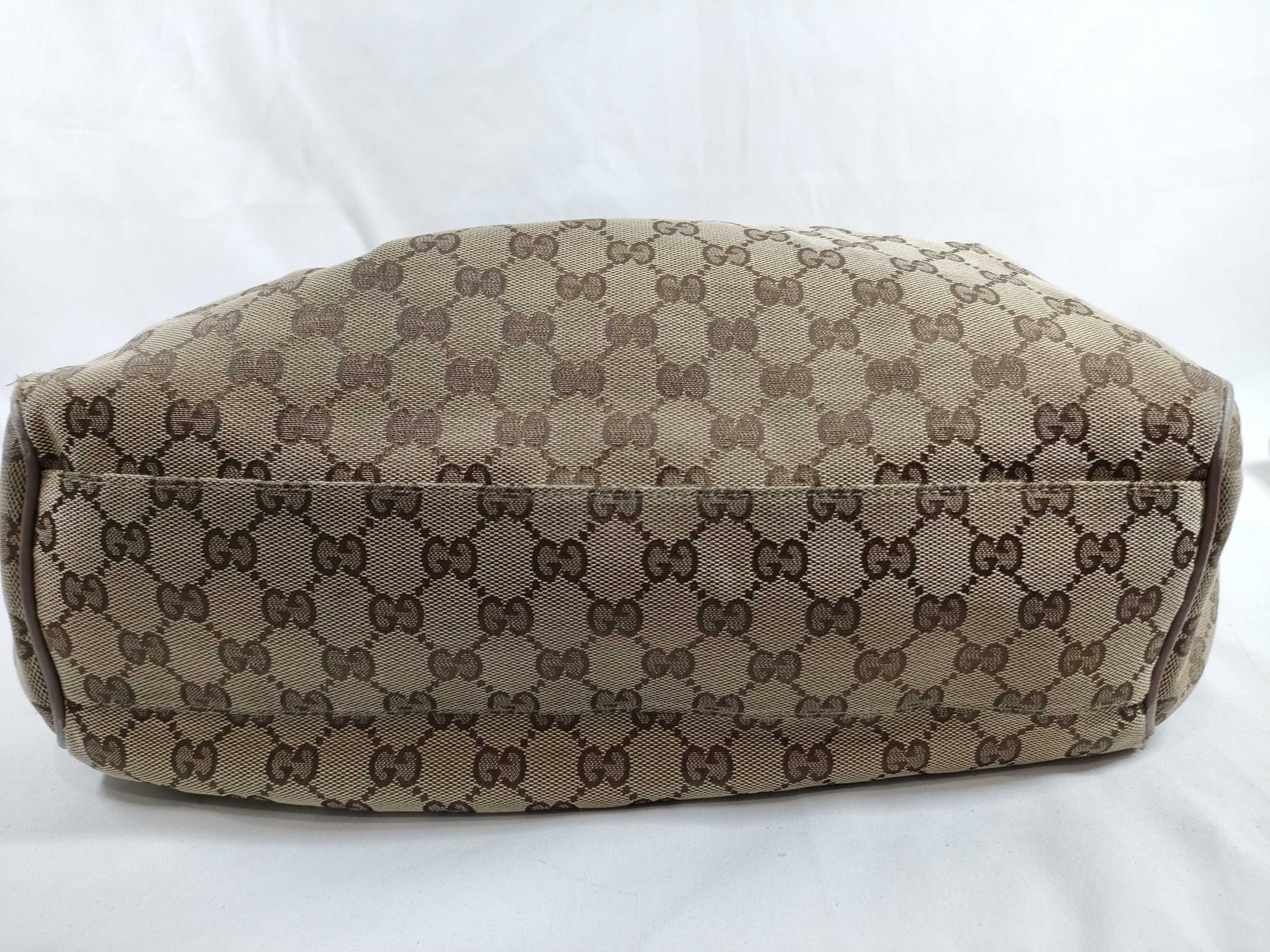 GUCCI GG Canvas Sukey 211944 001013 Handbag