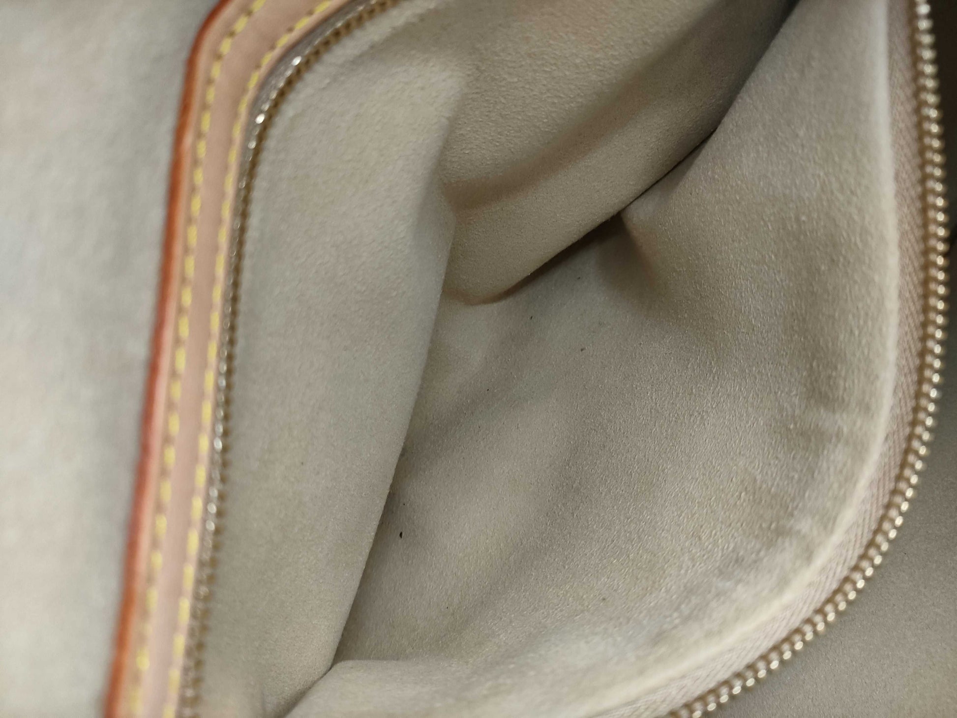 LOUIS VUITTON Monogram Monogram Neo Shoulder Bag with Shoulder Strap M40372