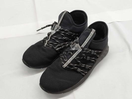 LOUIS VUITTON Canvas Black Sneakers