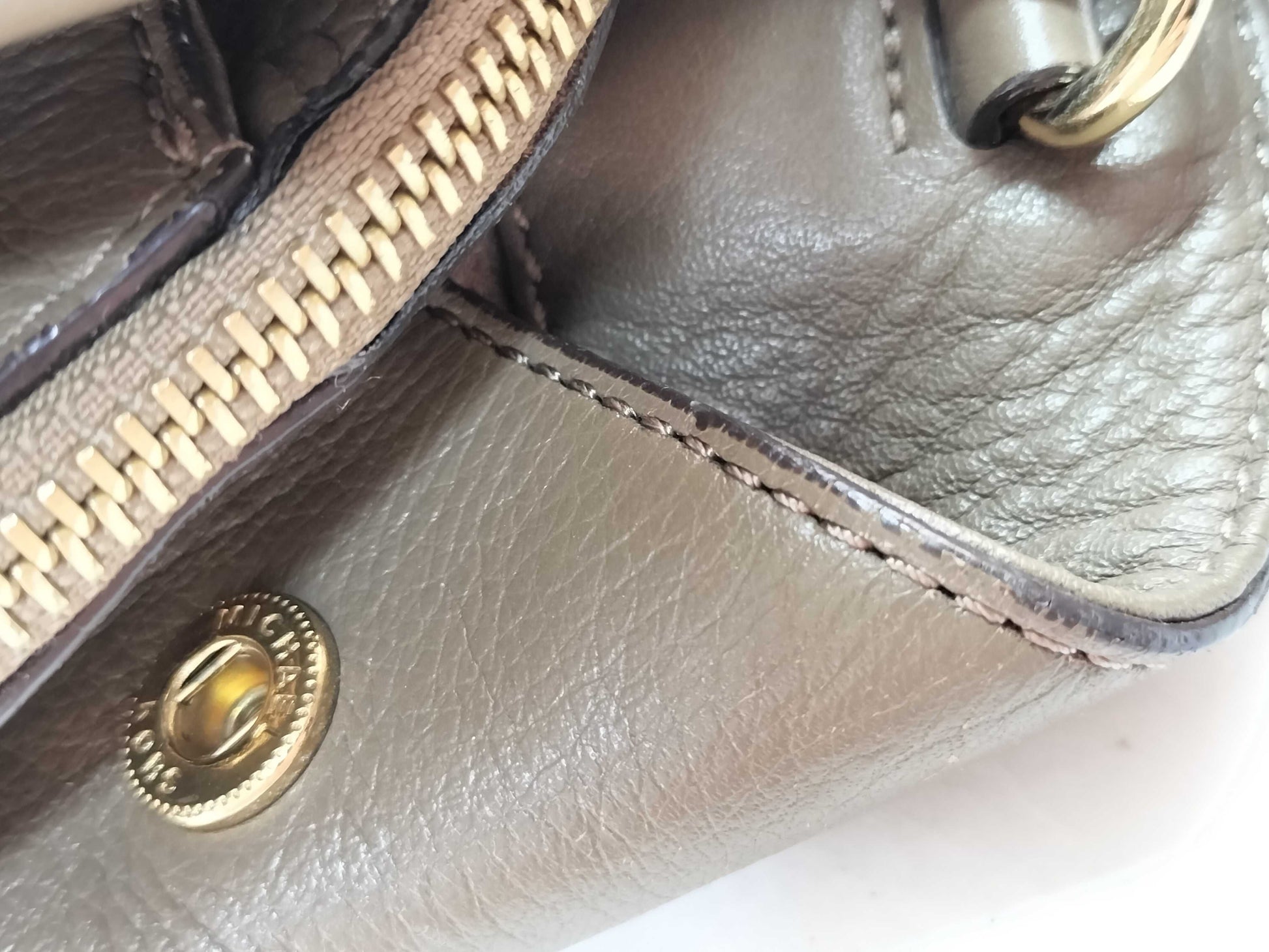 Two mini handbags from COACH, Michael Kors, Burberry, etc. One handbag, two-way bag, and a tote bag