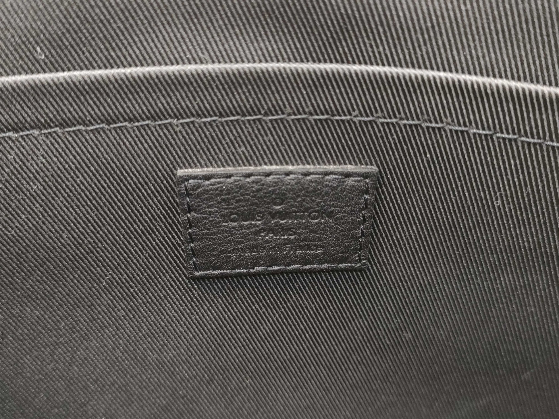 LOUIS VUITTON RFID Verified M82545 Pochette Voyage Clutch Bag