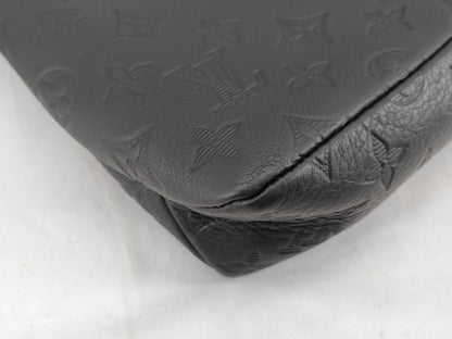 LOUIS VUITTON RFID Verified M82545 Pochette Voyage Clutch Bag