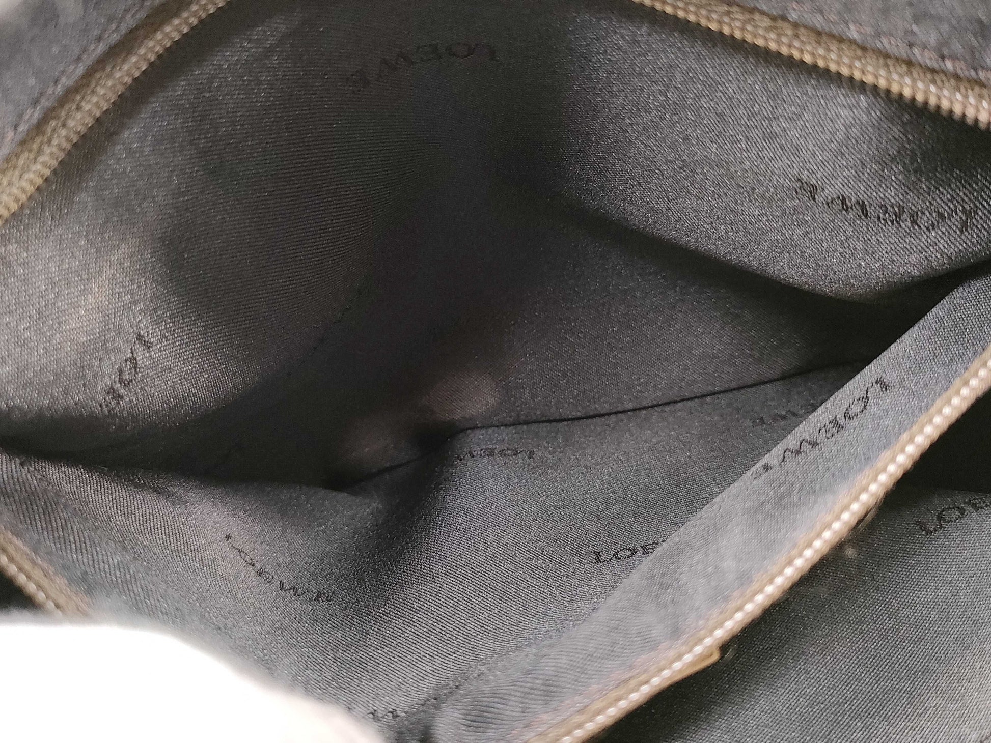 LOEWE Leather 2-way Handbag