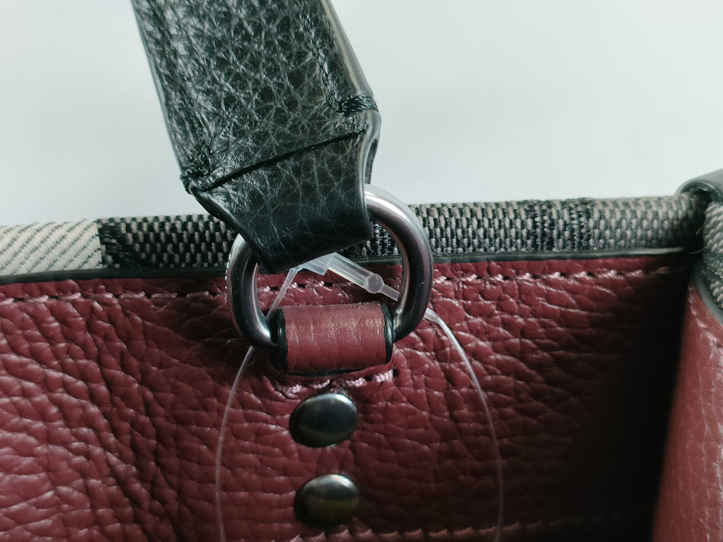 COACH Signature C8417 Handbag
