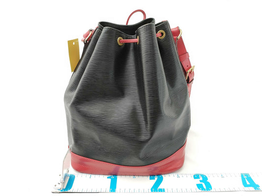 LOUIS VUITTON Epi Noe Two-Tone Shoulder Bag