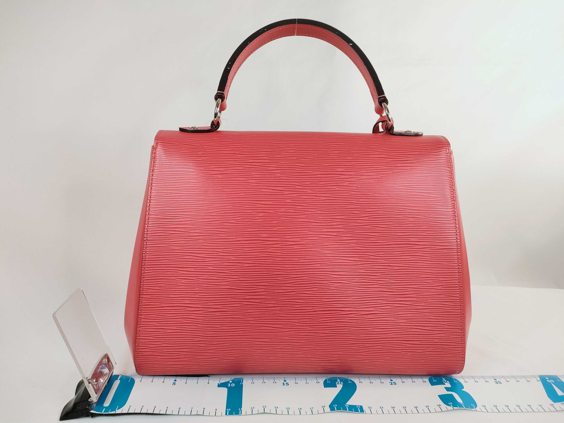 LOUIS VUITTON RFID Unverifiable CA1135 Epi Cluny BB CA1135 M41337 Handbag