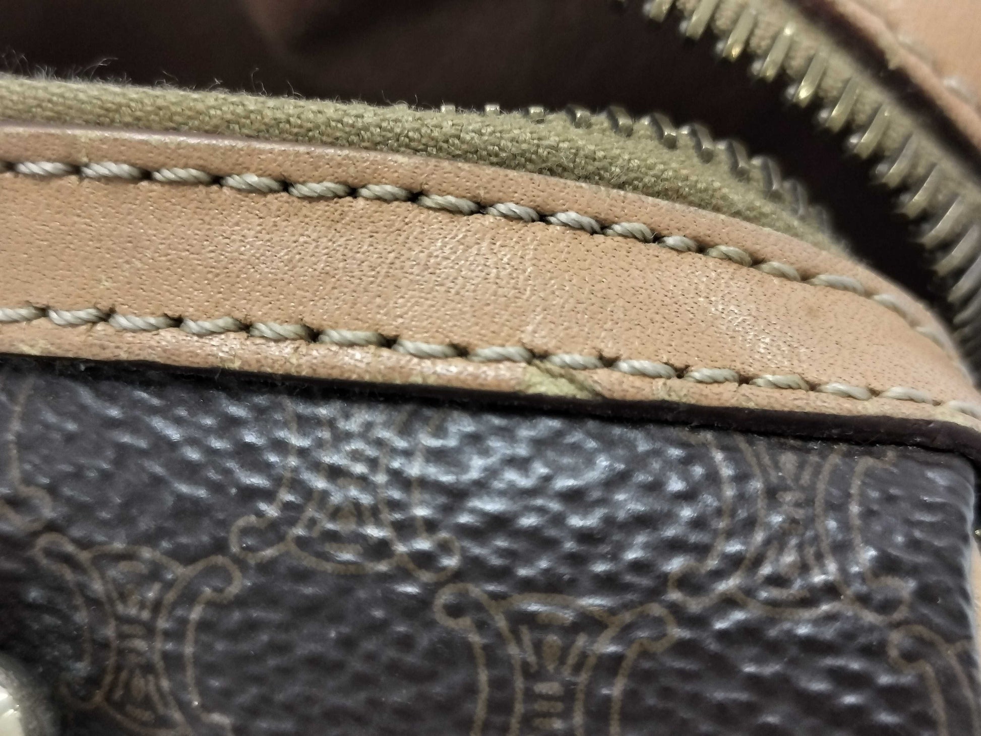 CELINE Handbag