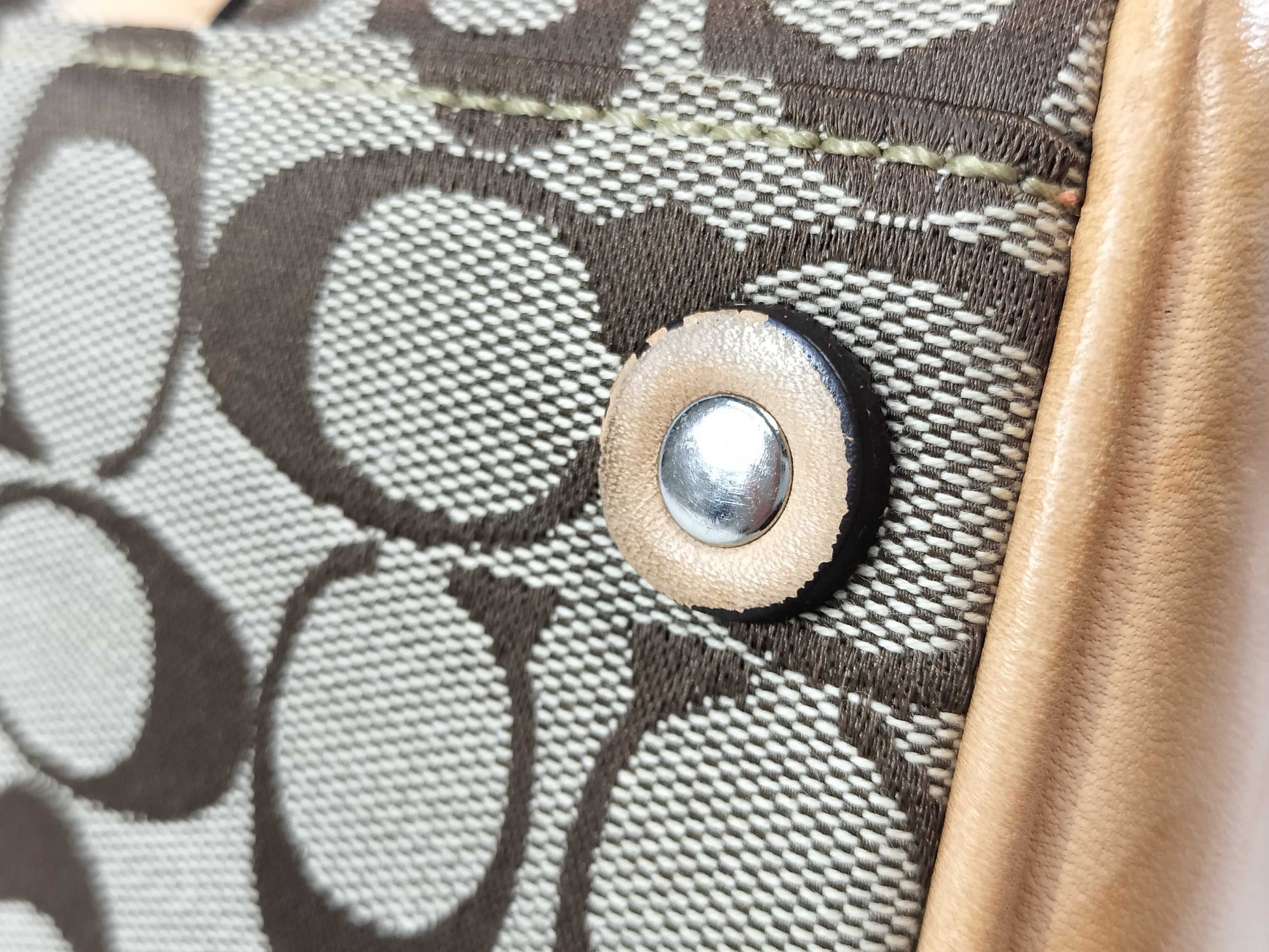 COACH Signature Handbag 