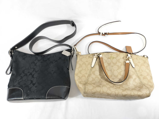 COACH Signature Handbag 