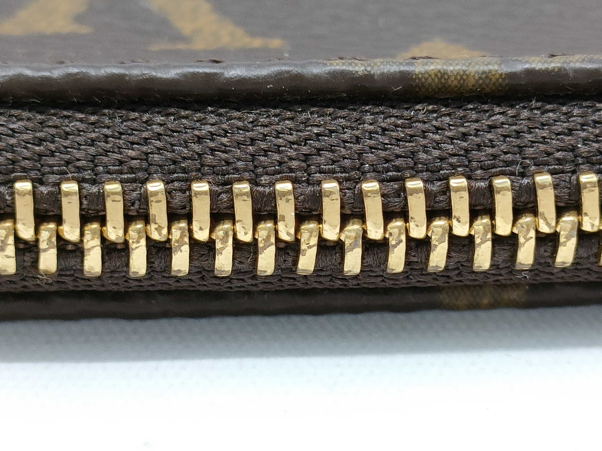 LOUIS VUITTON Monogram Accessoires Handbag