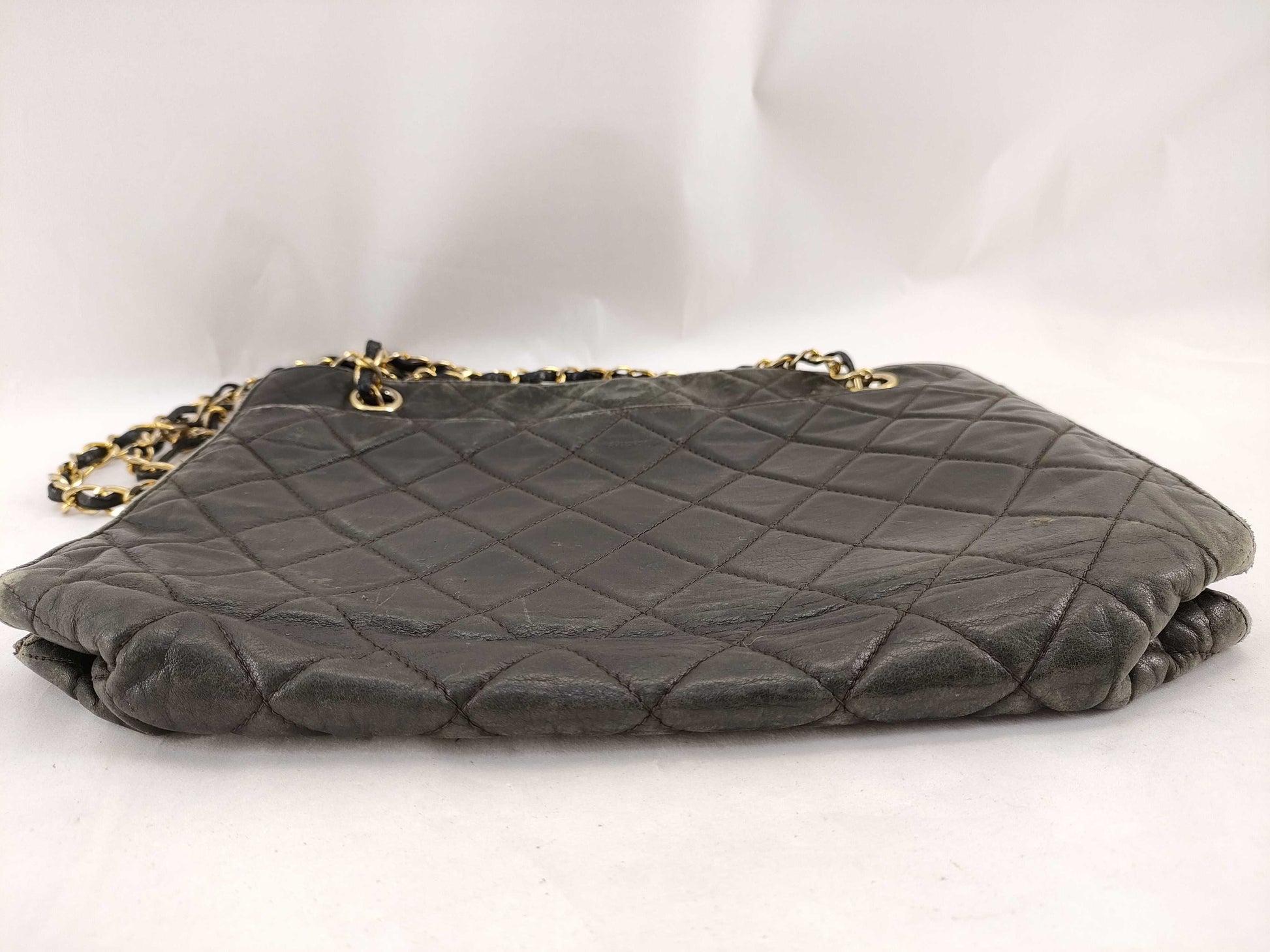 CHANEL [With sticker card] 0 series lambskin @Matelasse chain shoulder bag