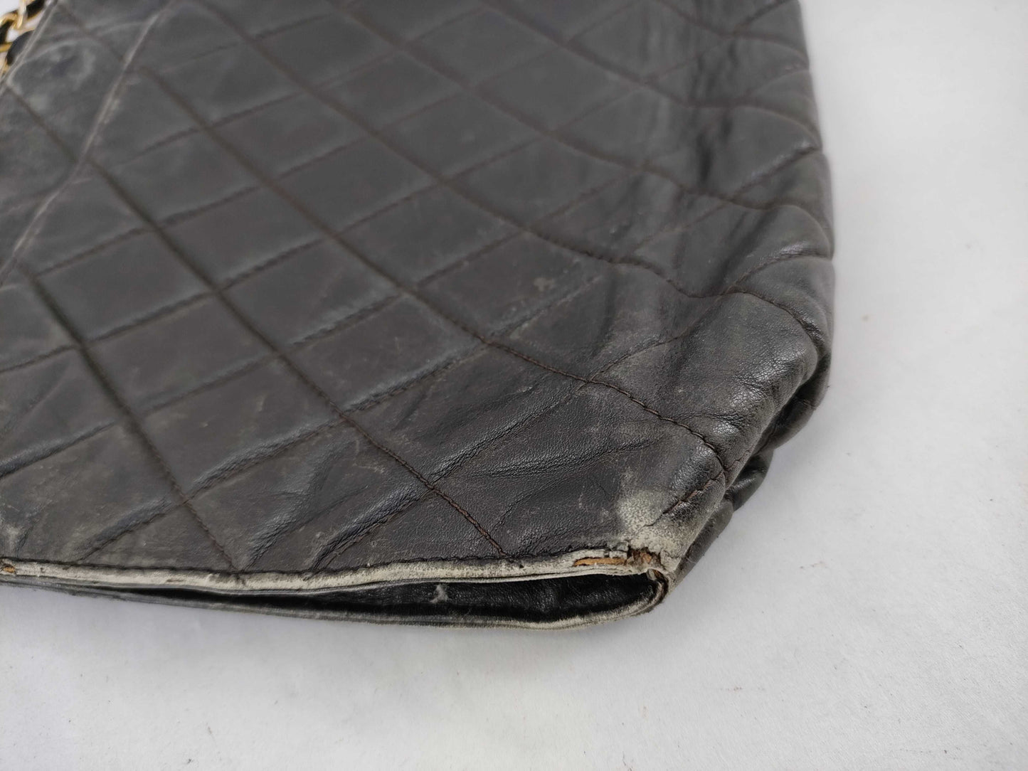 CHANEL [With sticker card] 0 series lambskin @Matelasse chain shoulder bag
