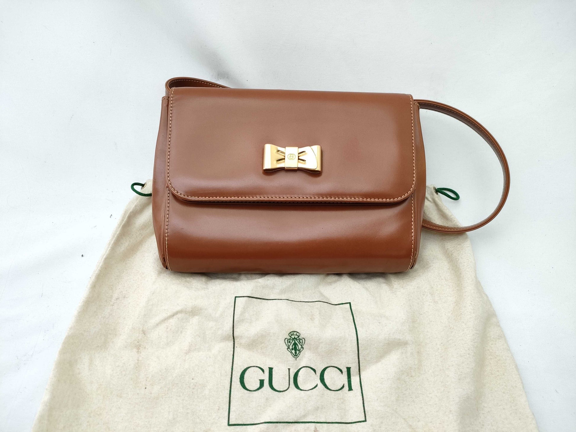 GUCCI Old @ Shoulder Bag with Ribbon Hardware
