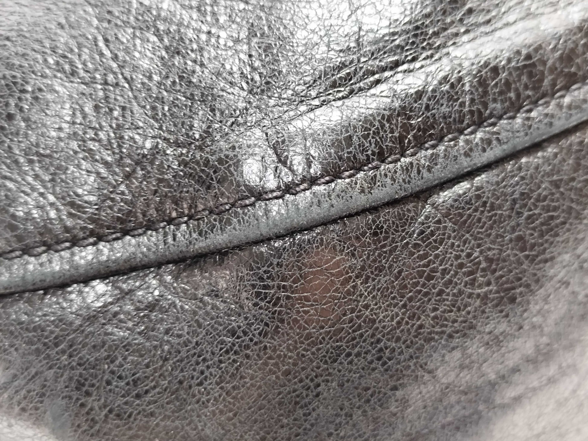 Miu Miu Leather/Silver Hardware/Hand/One-Shoulder/Gathered Handbag